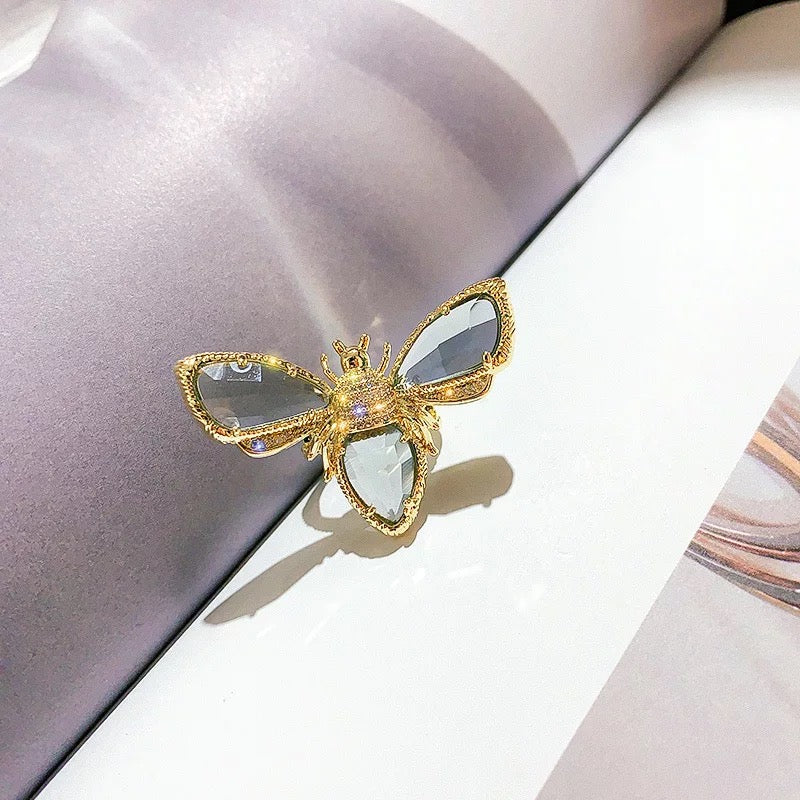 Dámský prsten Owlet Moth ve tvaru můry – Golden Diva