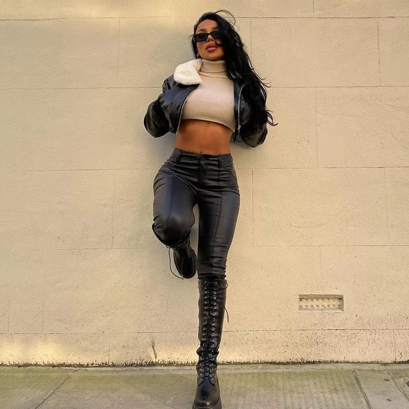 Dámská černá bomber bunda Black Bear s kožíškem – Golden Diva