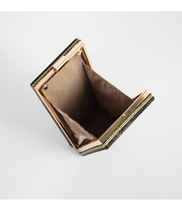Večerní kabelka Chocolate Money osázená kamínky – Golden Diva