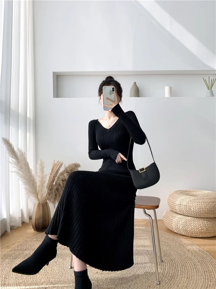 Dámské pletené šaty Judi černé z vlny – Golden Diva