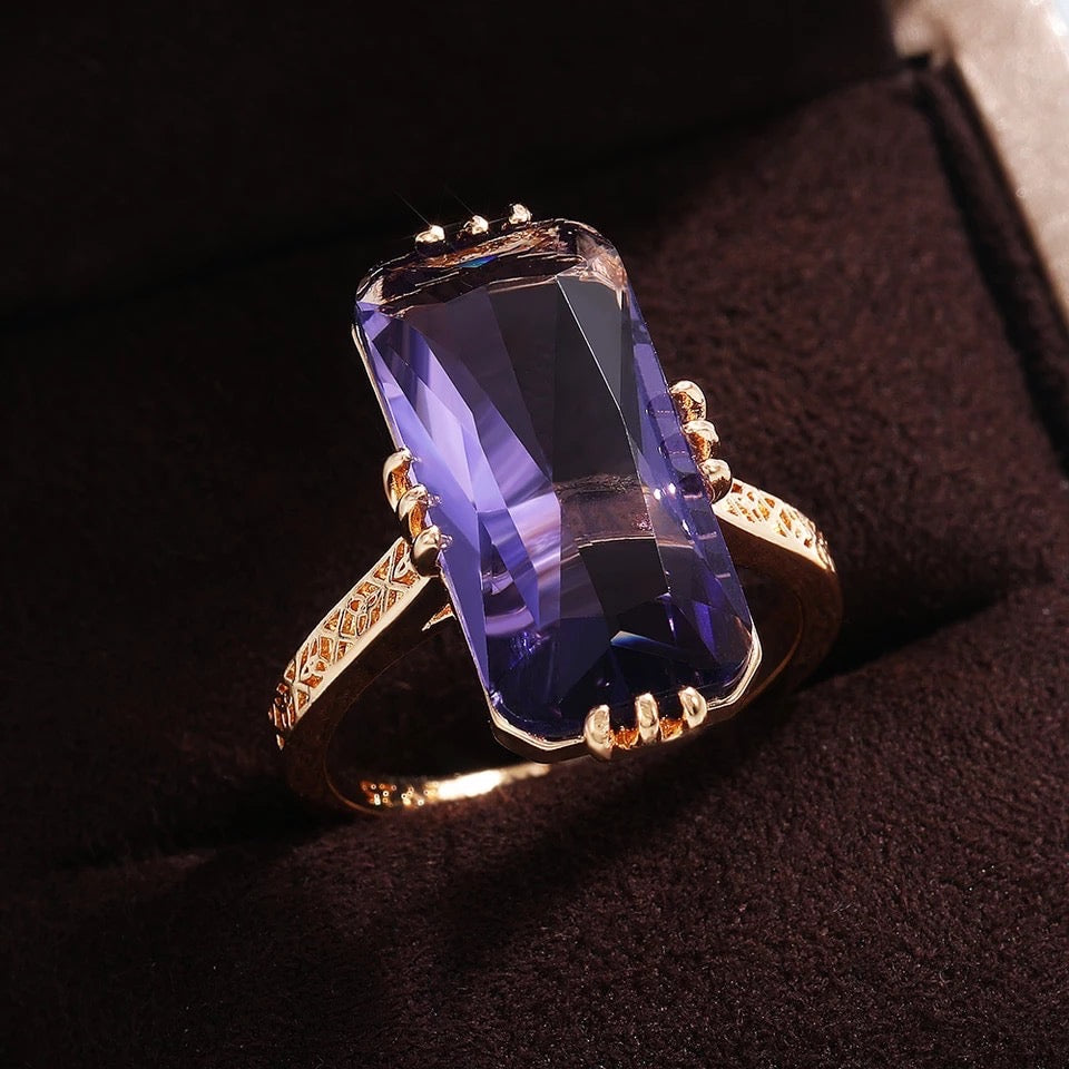 Dámský stříbrný prsten 925 Purple Poison s fialovým krystalem – Golden Diva