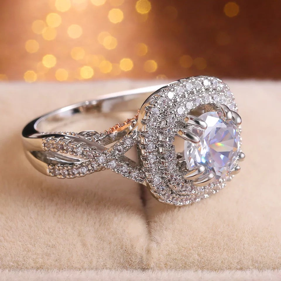 Dámský stříbrný prsten 925 Royal Dubai se zirkonem – Golden Diva