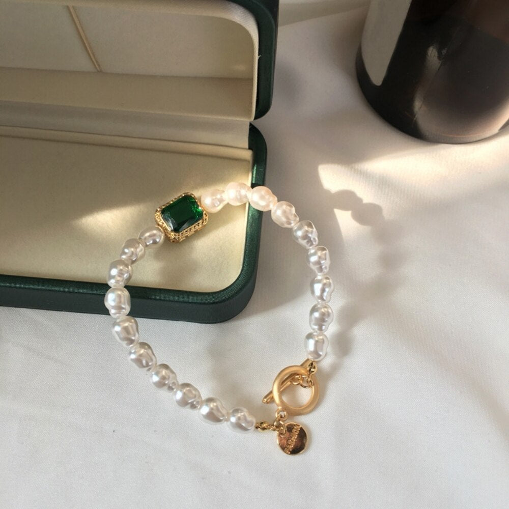 Dámský perlový náramek Green Eye s krystalem – Golden Diva