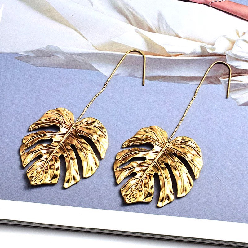 Dámské náušnice Tropical s dlouhými listy – Golden Diva