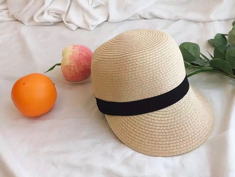 Dámský slaměný klobouk Summer Life béžový s černou stuhou – Golden Diva